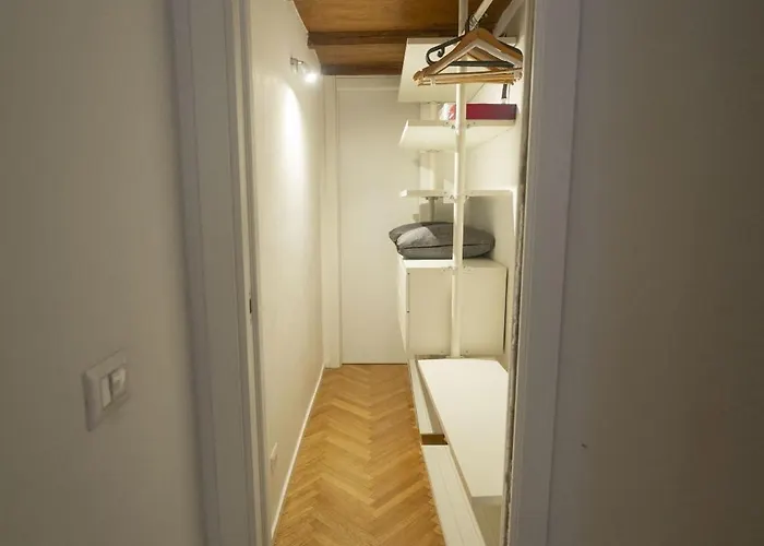 Lovely Nest With Balcony By The Spanish Steps Rom