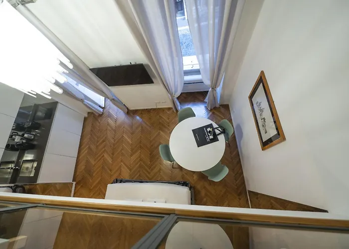 Apartment Lovely Nest With Balcony By The Spanish Steps *