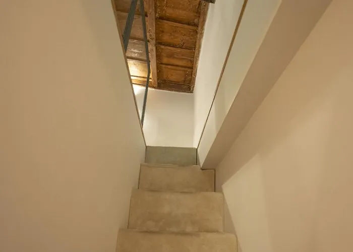 Lovely Nest With Balcony By The Spanish Steps Apartment